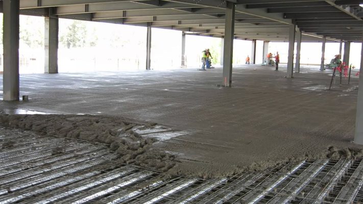 Sản xuất Sàn Deck Nhà Khung Thép